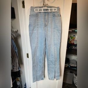 Abercrombie & Fitch Curve Love 90s Straight Leg Jeans with Vent Hem